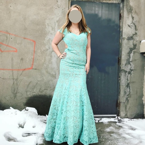 La Femme Lace Open Back Gown - Picture 1 of 8